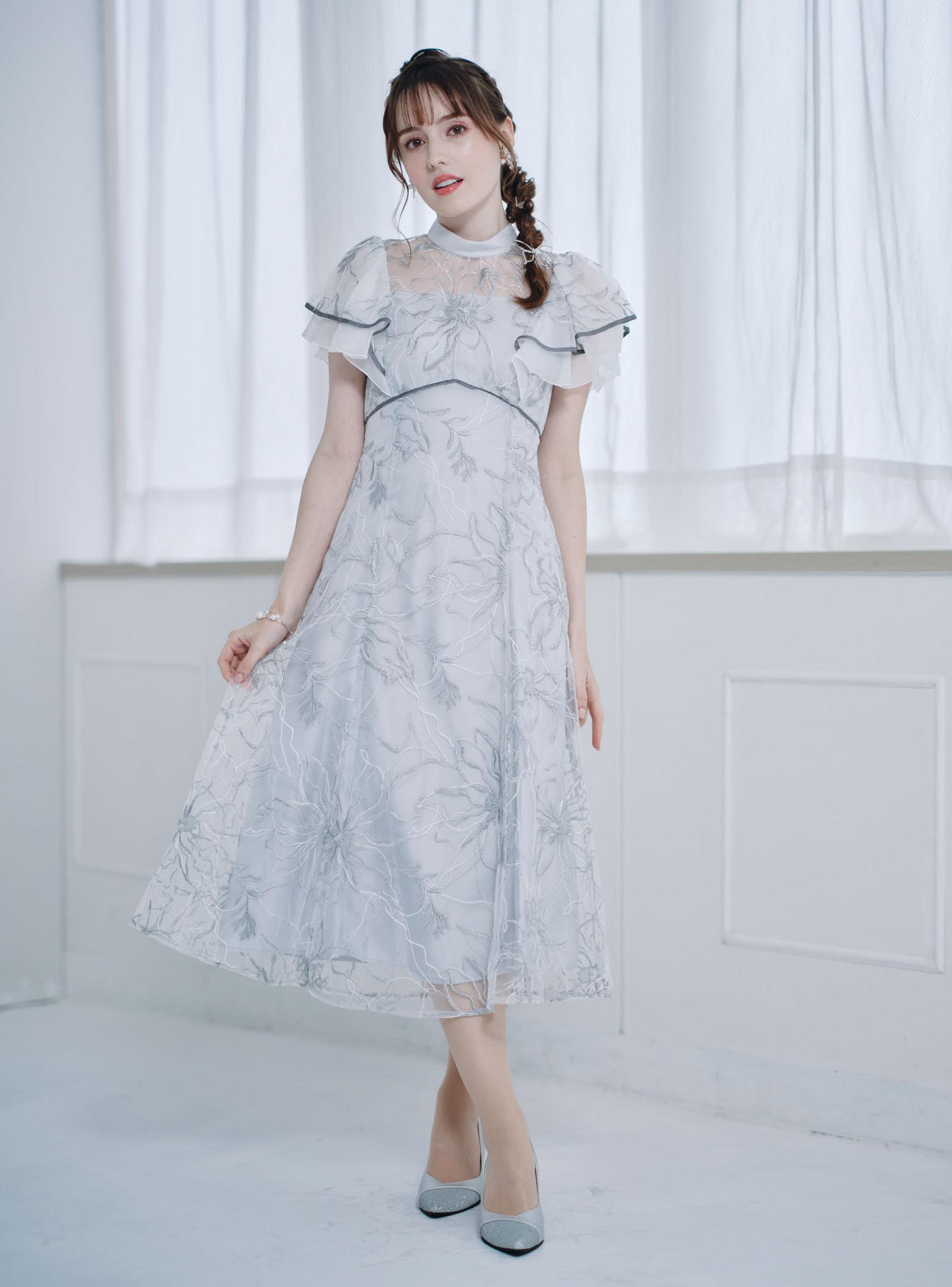 【MERCURYDUO】エンブロイダリーラッフルワンピース の画像1