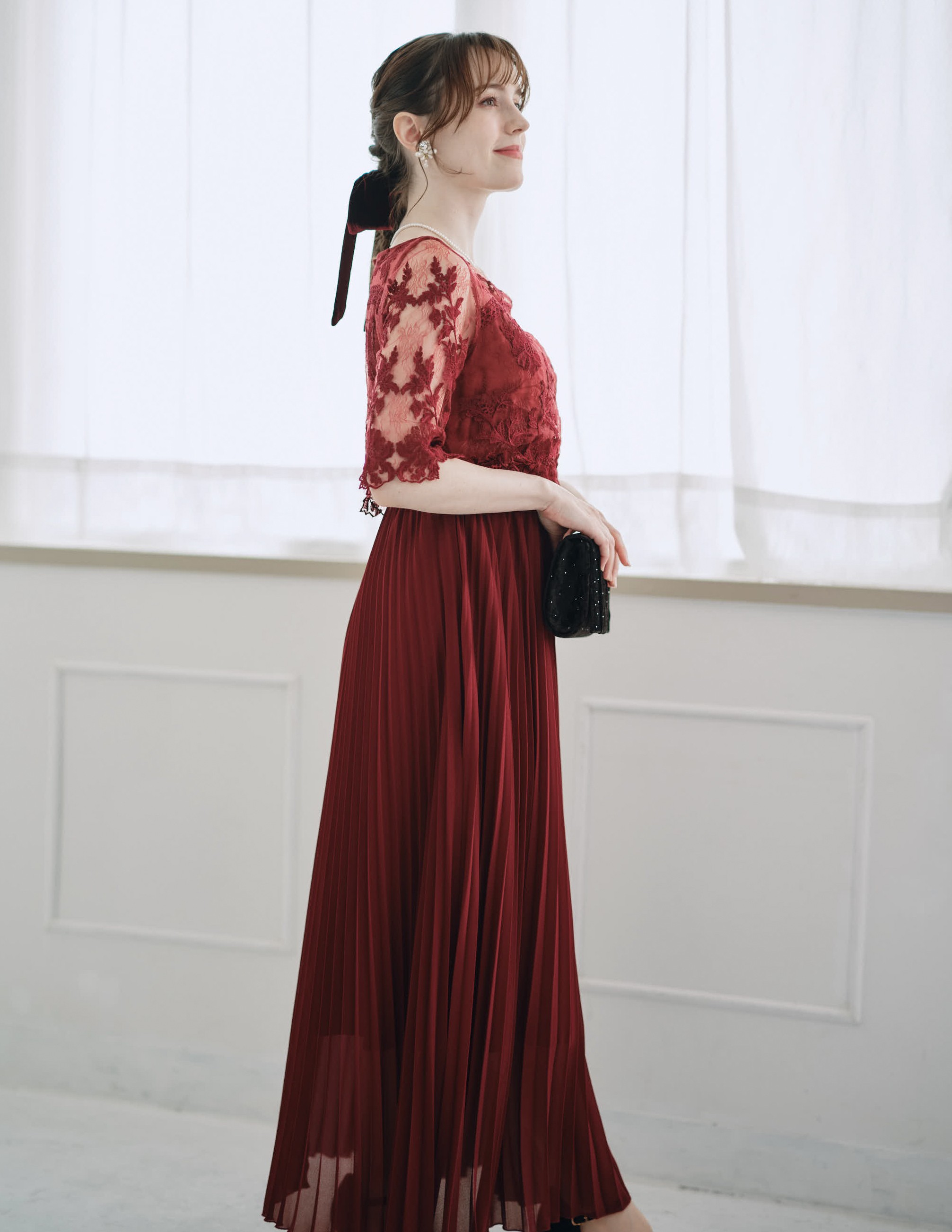袖あり花柄刺繍シアーレース切替えシフォンプリーツワンピース の画像4