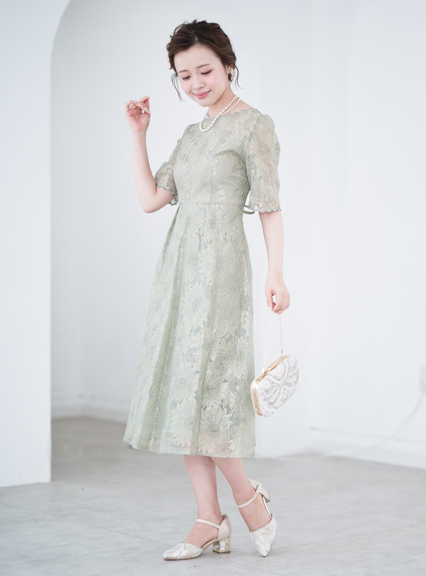 ゴールド刺繍レースヴィンテージワンピース の画像2