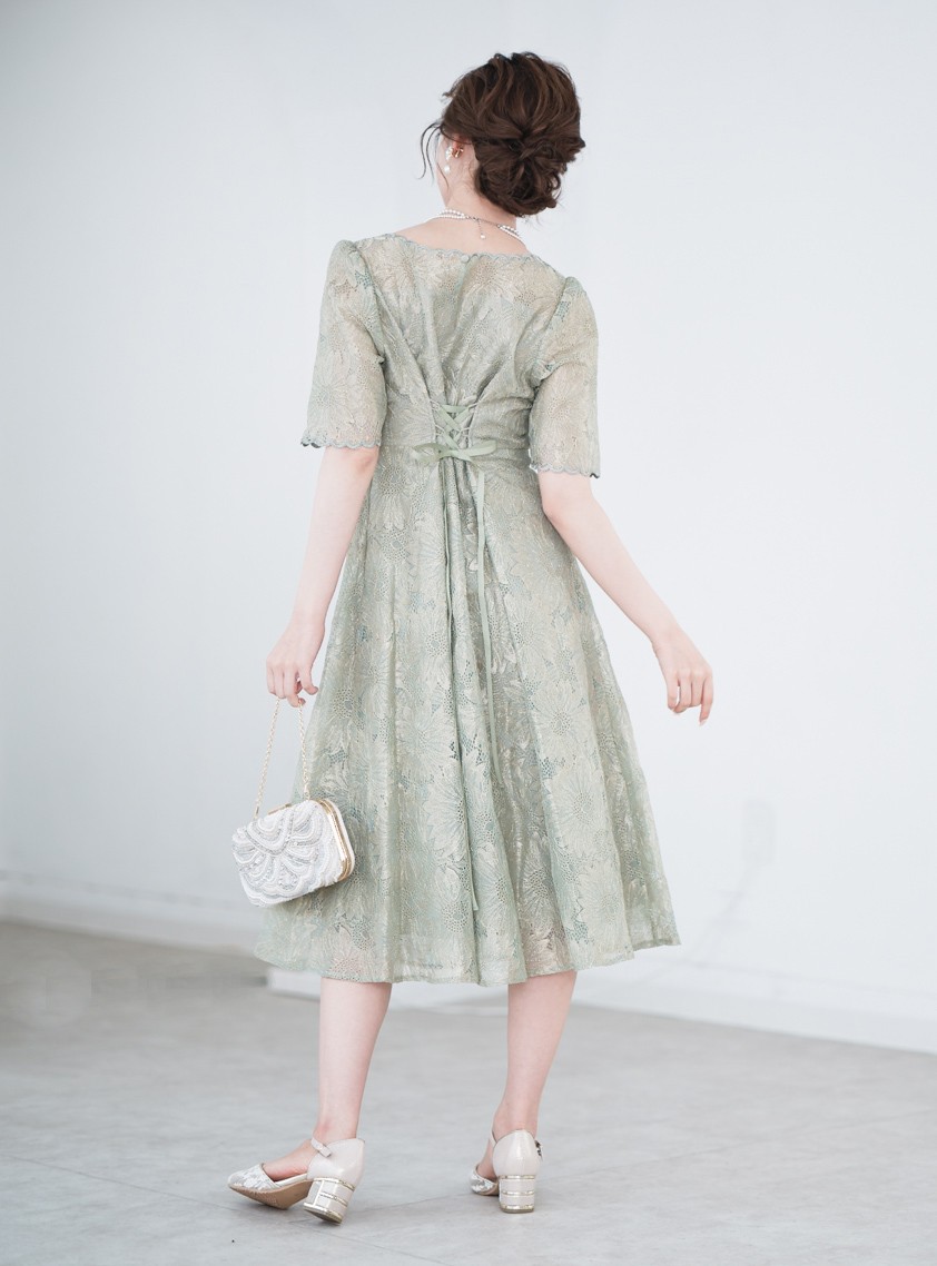 ゴールド刺繍レースヴィンテージワンピース の画像3