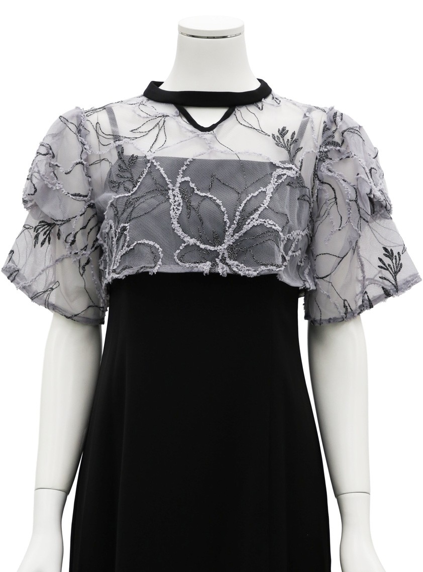 【AIMER】フラワーモール刺繍キーネックブラウス×Iラインキャミソールワンピース の画像4