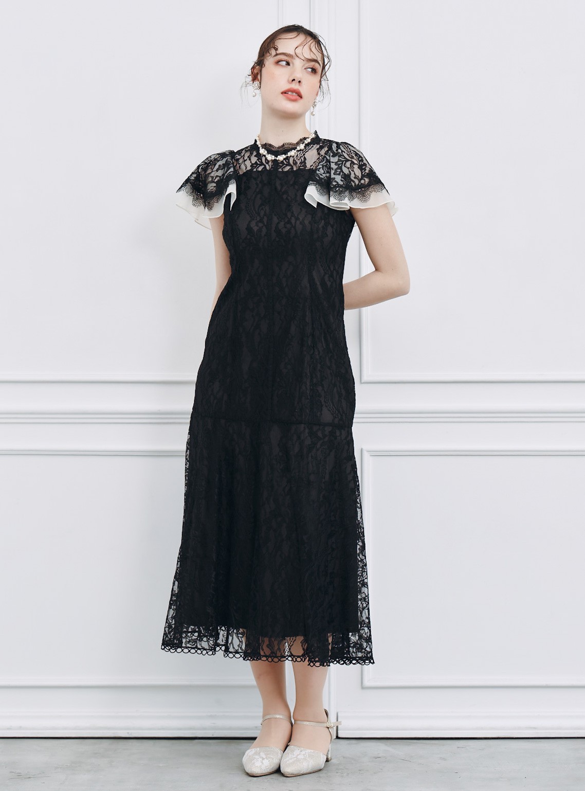 【CELFORD】フレアスリーブレースマーメイドワンピース の画像1