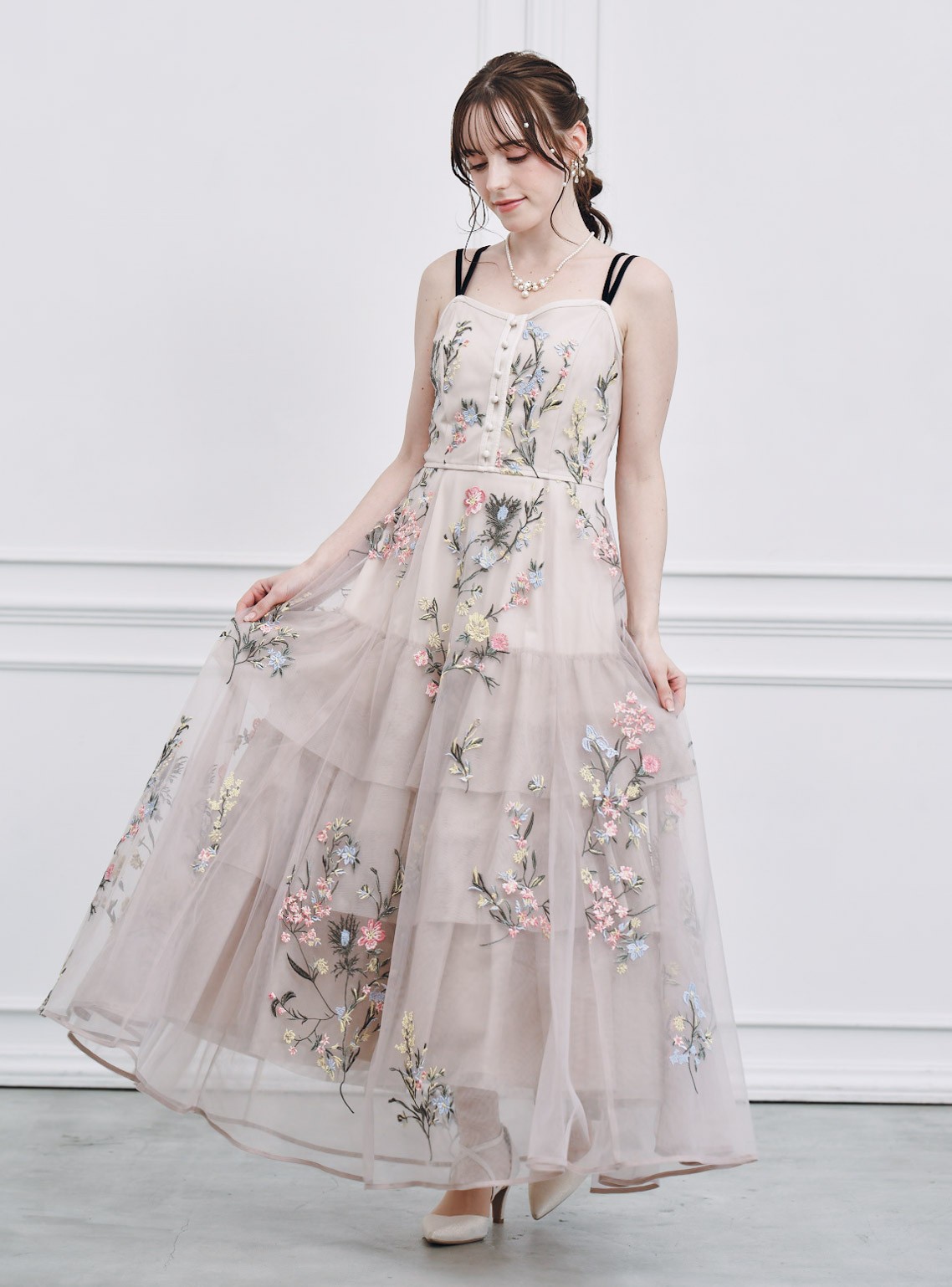 【SNIDEL】エンブロイダリーチュールドレス の画像1