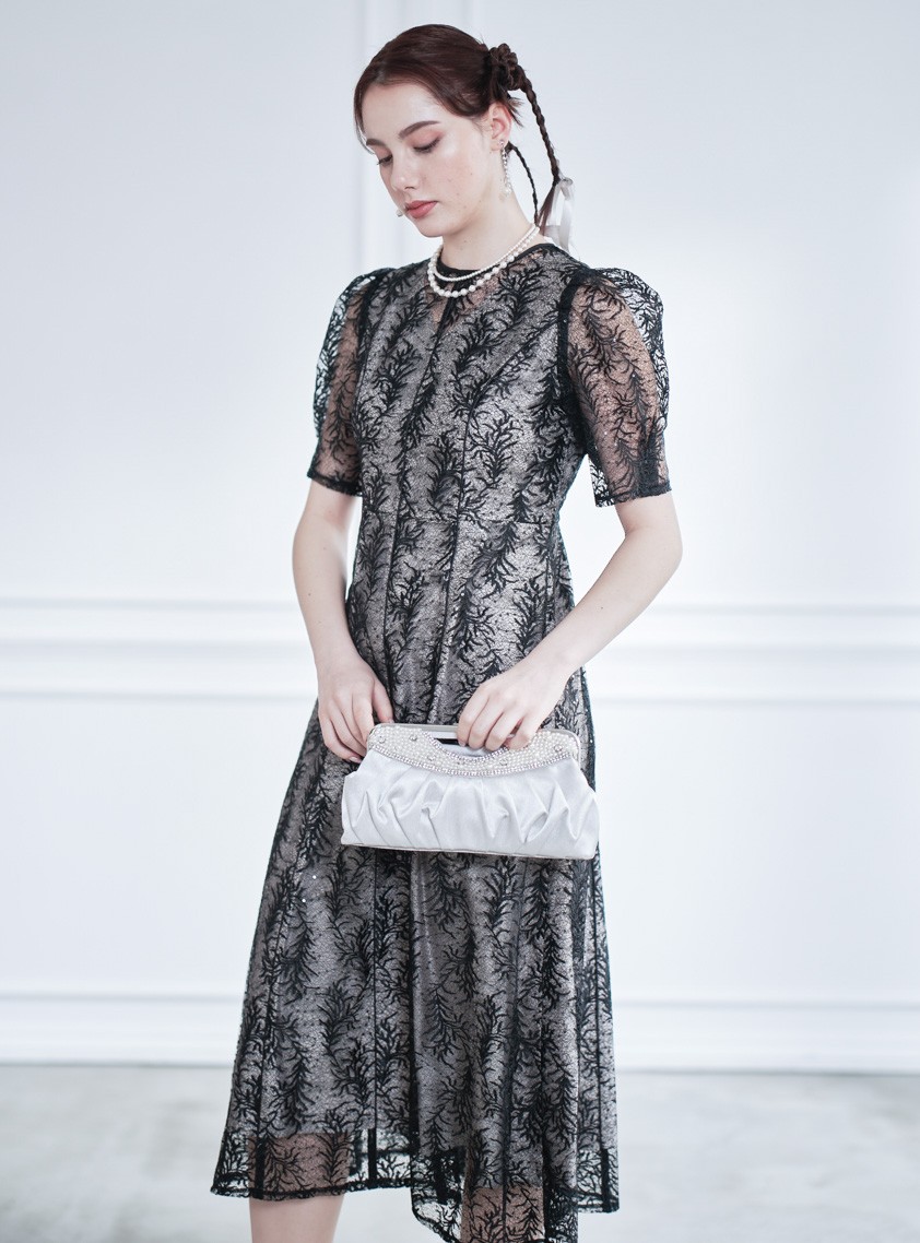 スパンコール入りリーフ柄刺繍レースワンピース の画像5